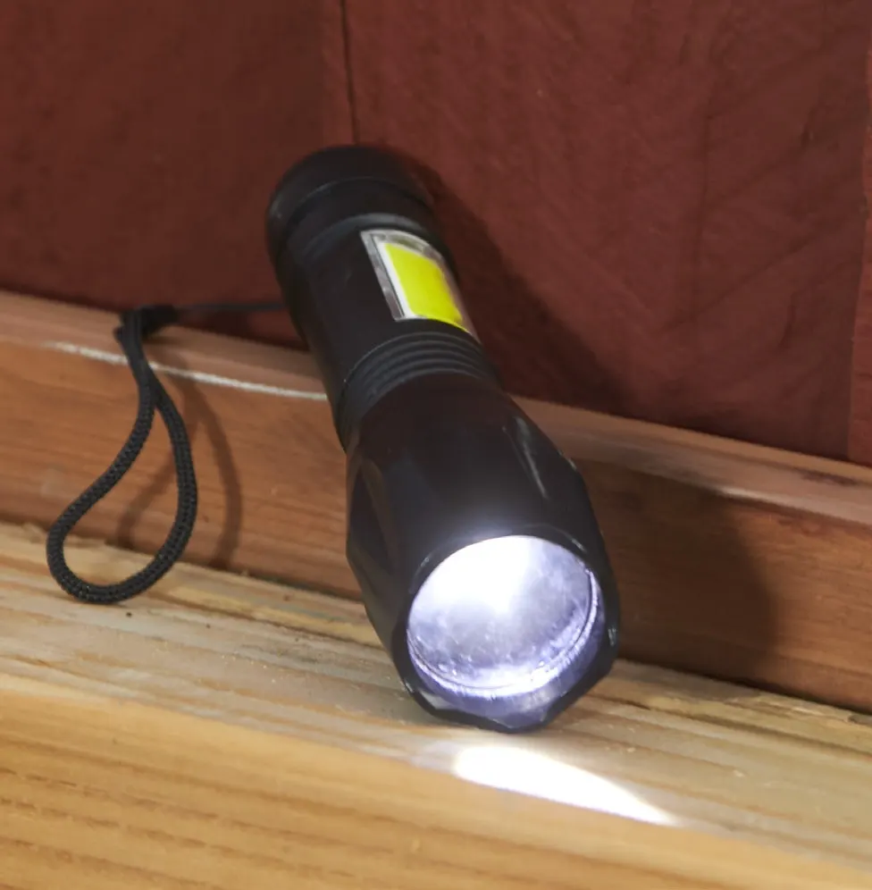 Reyes Rechargeable 150⁠-⁠Lumen Flashlight