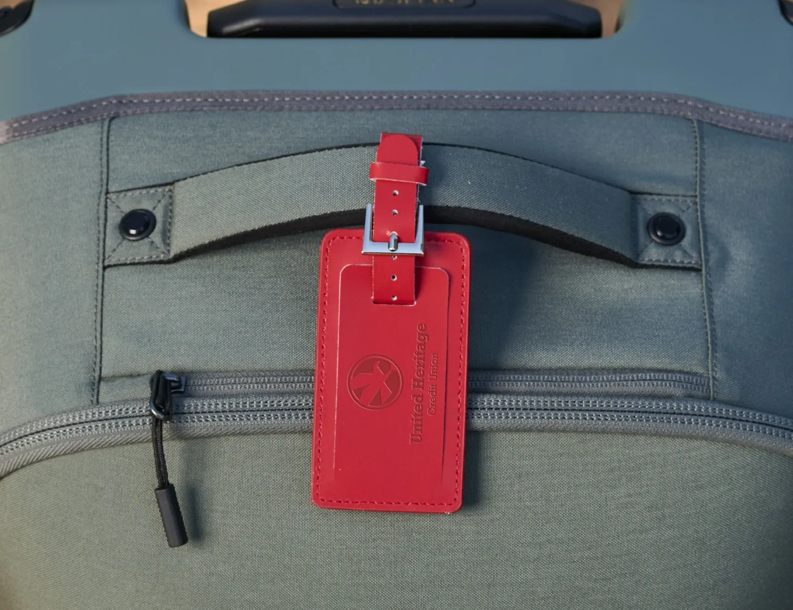 Fragolino Leather Luggage Spotter Tag